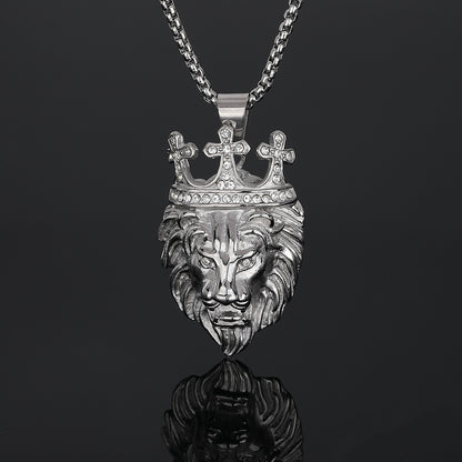 Roaring Lion with Crown Pendant in Gold